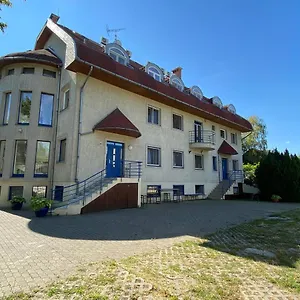 rezervați aici